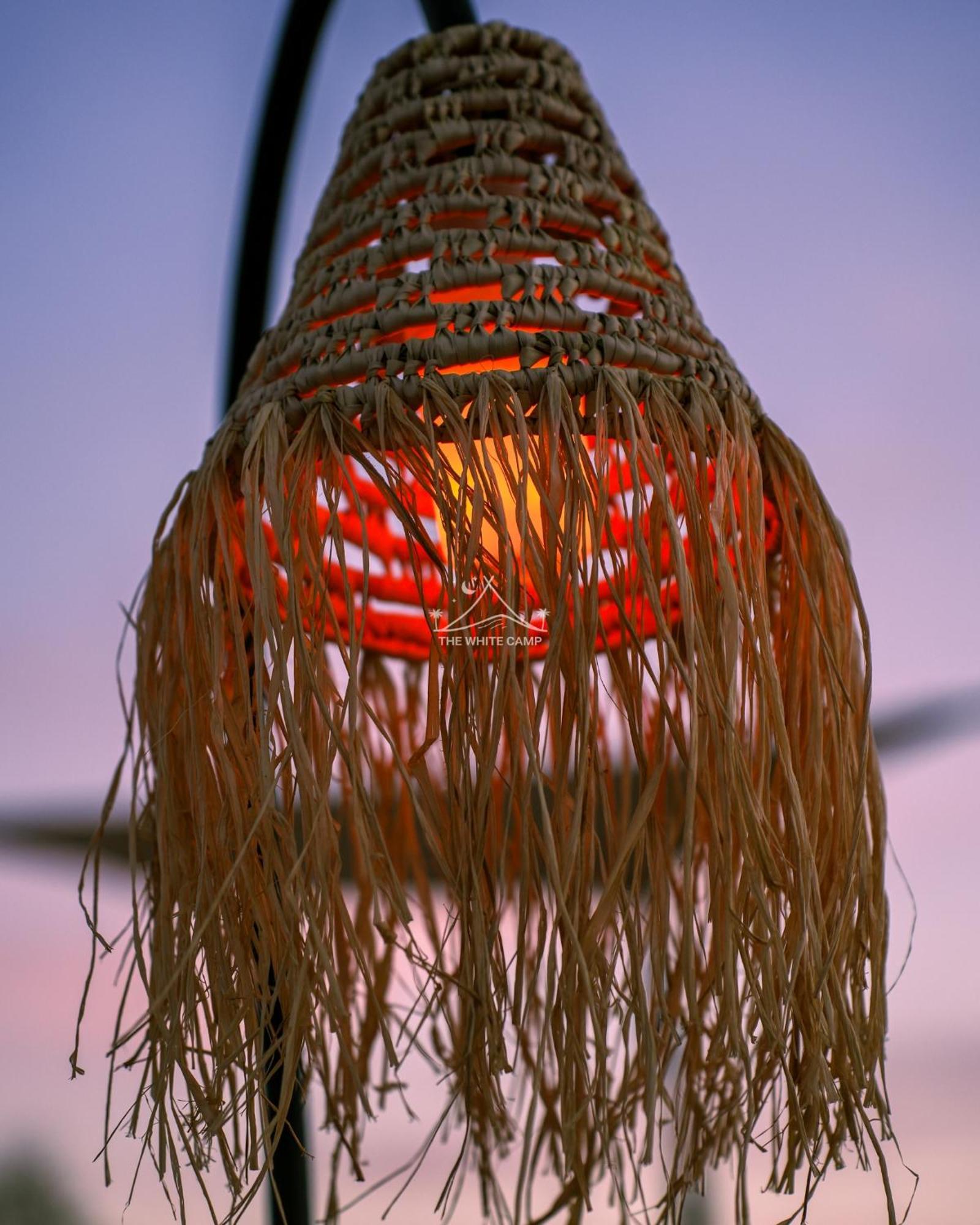 The White Camp - Your Merzouga Luxury Desert Camp & Erg Chebbi Dunes Camel Riding Buitenkant foto